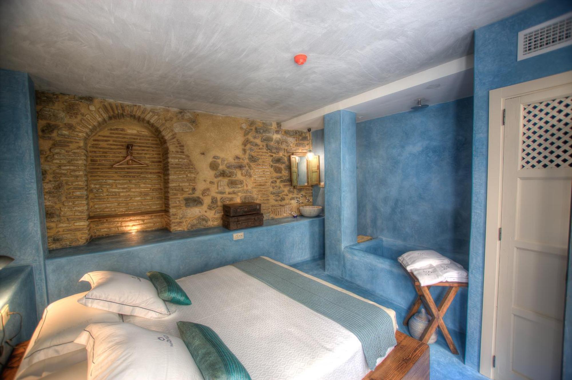 Classic Double Room,1588236425:JPEG